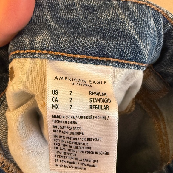 American Eagle Outfitters Light Blue Denim Jeans - Picture 6 of 6